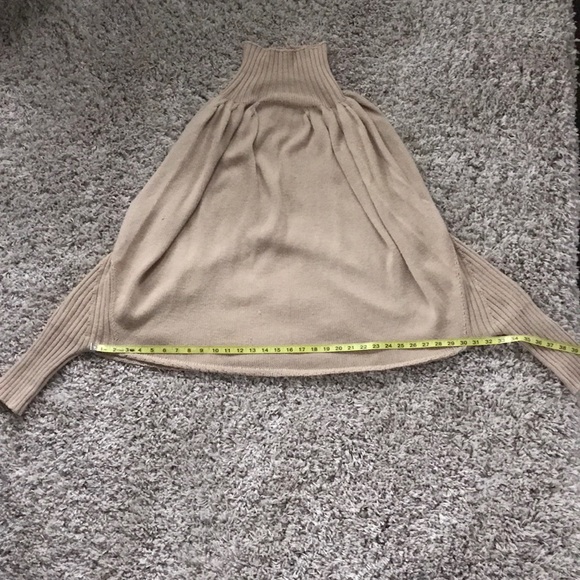 Twin•Set Italian soft Wool camel sweater/poncho - Picture 8 of 13